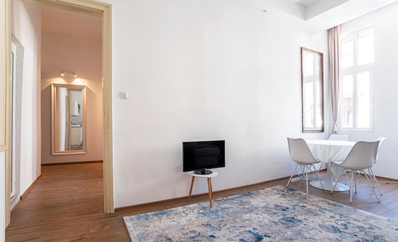 Supreme Luxury Top Central 1 Bedroom Apartment Sofia Eksteriør bilde